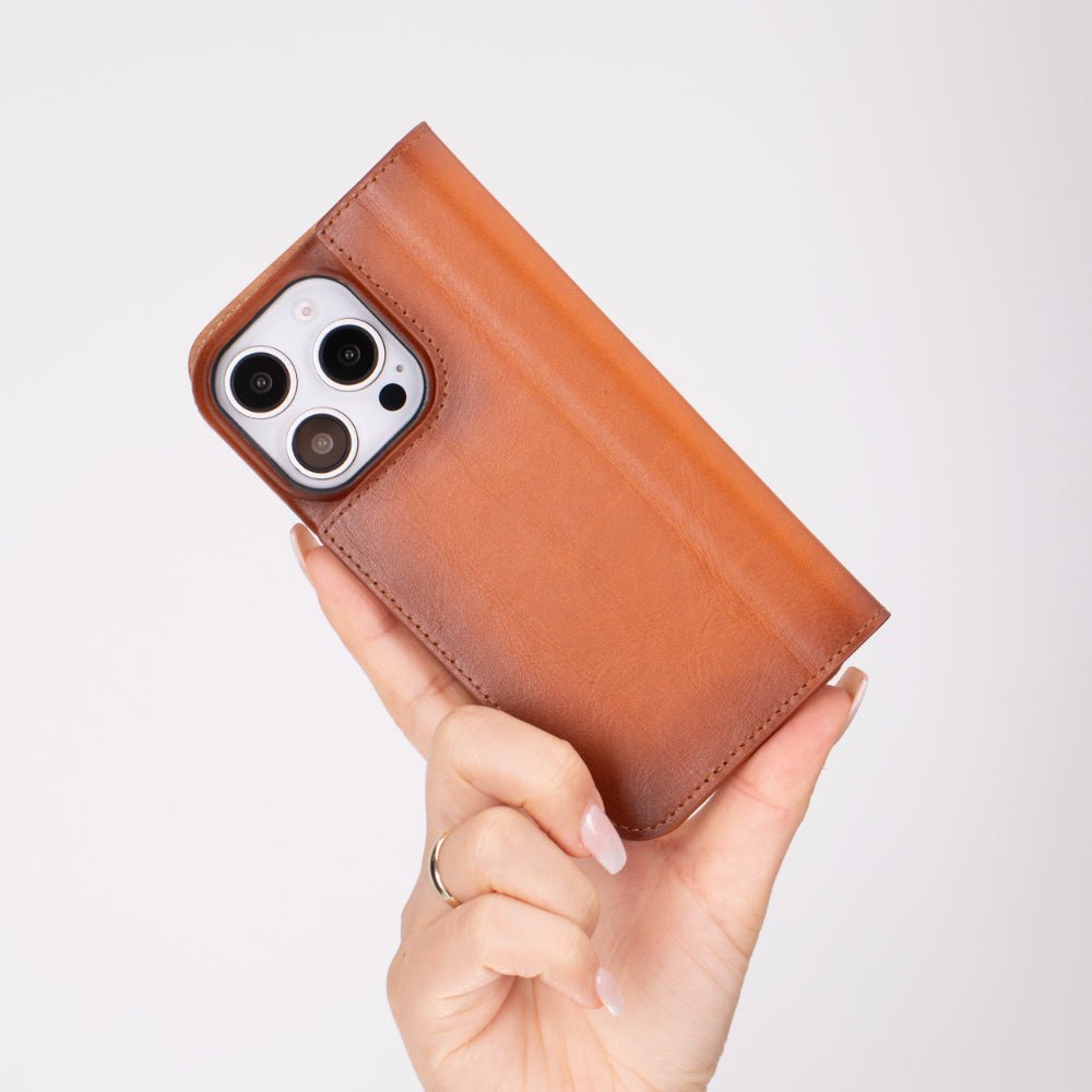 Decatur Leather iPhone 16 Pro Folio Case